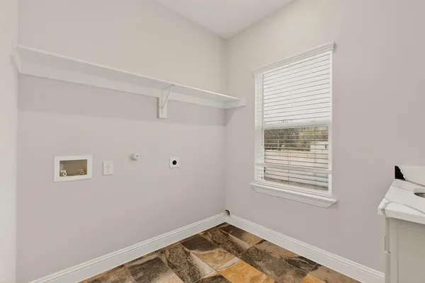 $629,900 | 1636 County Road 4761, Sulphur Springs, TX 75482