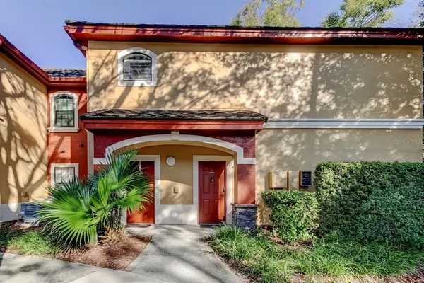 $275,000 | 2279 Portofino Place, Unit 2015, Palm Harbor, FL 34683