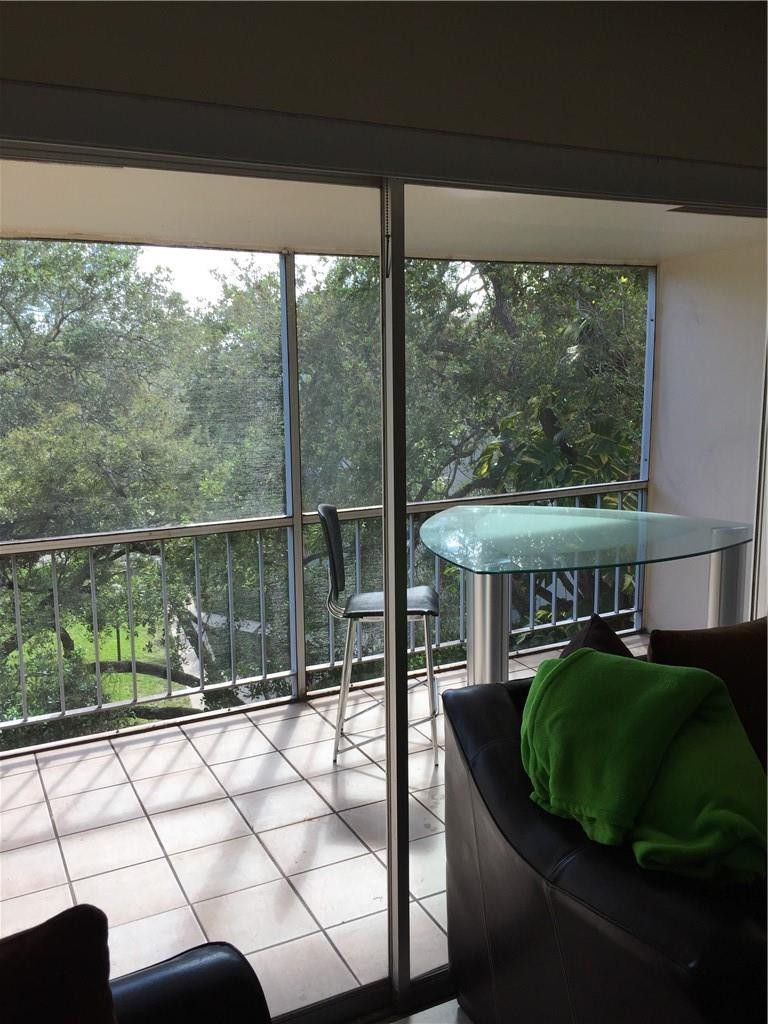 644 Northwest 13th Street, Unit 32 Boca Raton, FL 33486 - Photo 3 of 10 Photo 3