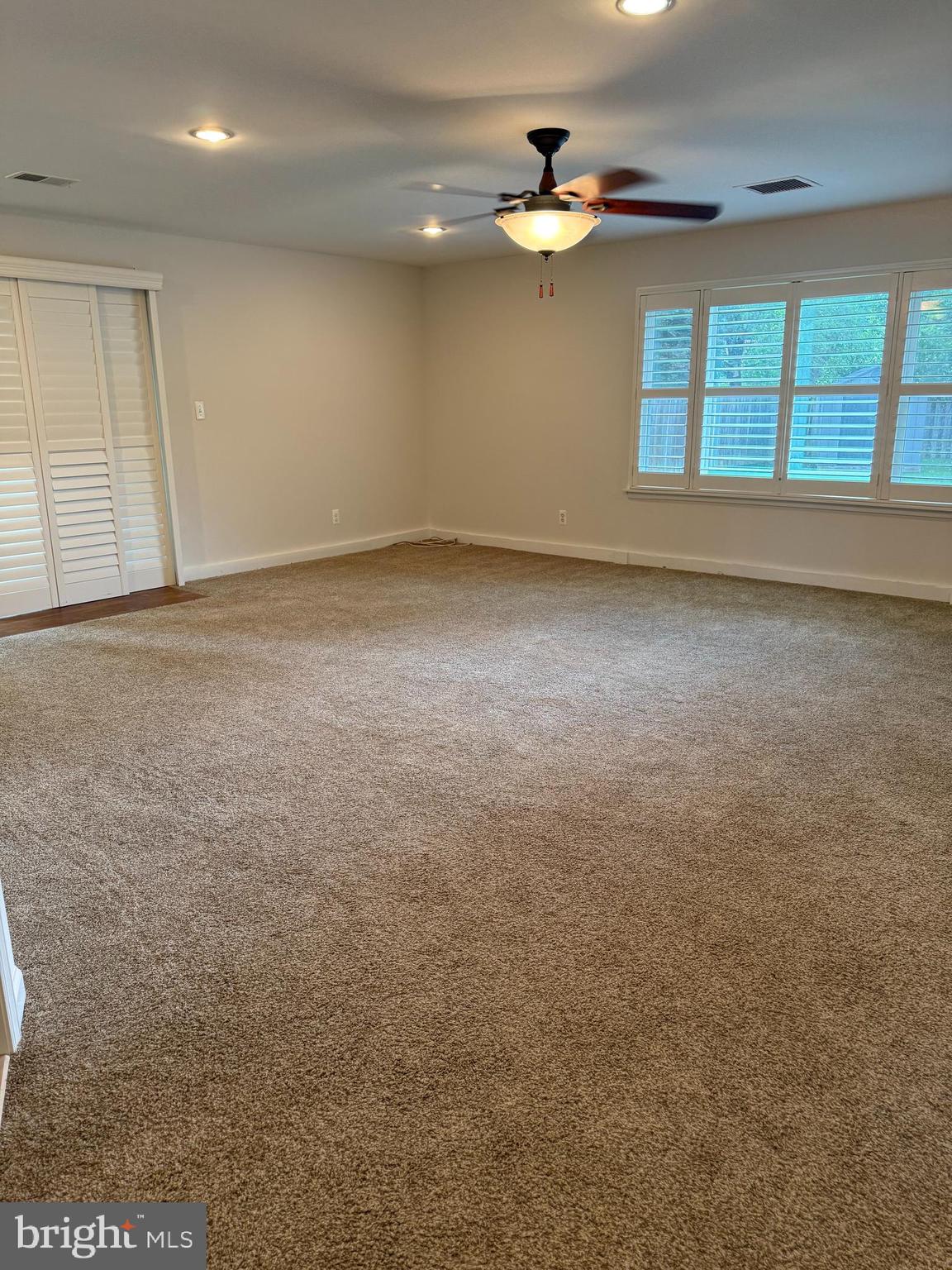 7915 Fairfax Road Alexandria, VA 22308 - Photo 11 of 21 Spacious Family Room