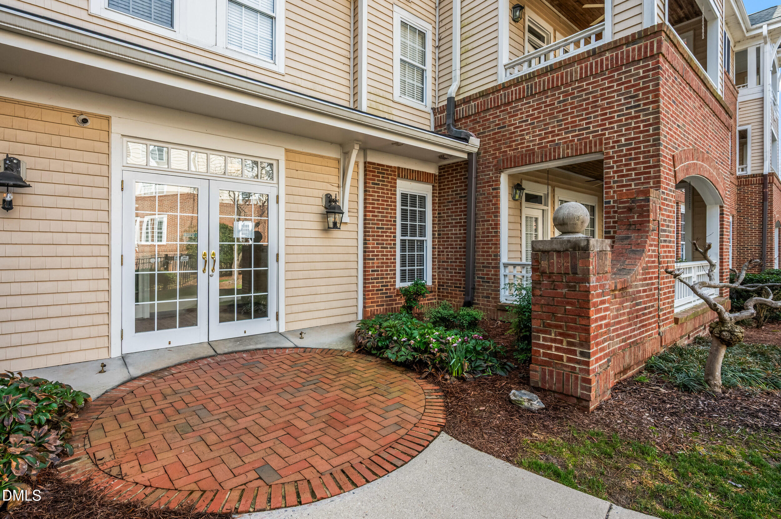 100 Northbrook Drive, Unit 101 Raleigh, NC 27609 - Photo 2 of 26 Main Entry