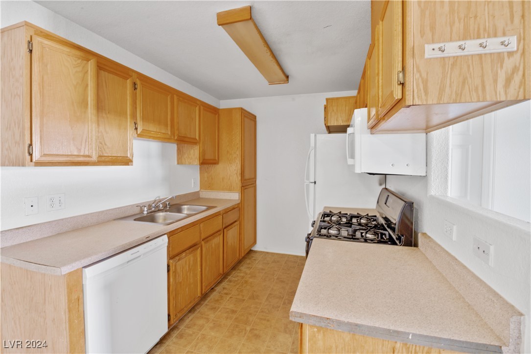 4730 East Craig Road, Unit 2090 Las Vegas, NV 89115 - Photo 3 of 22