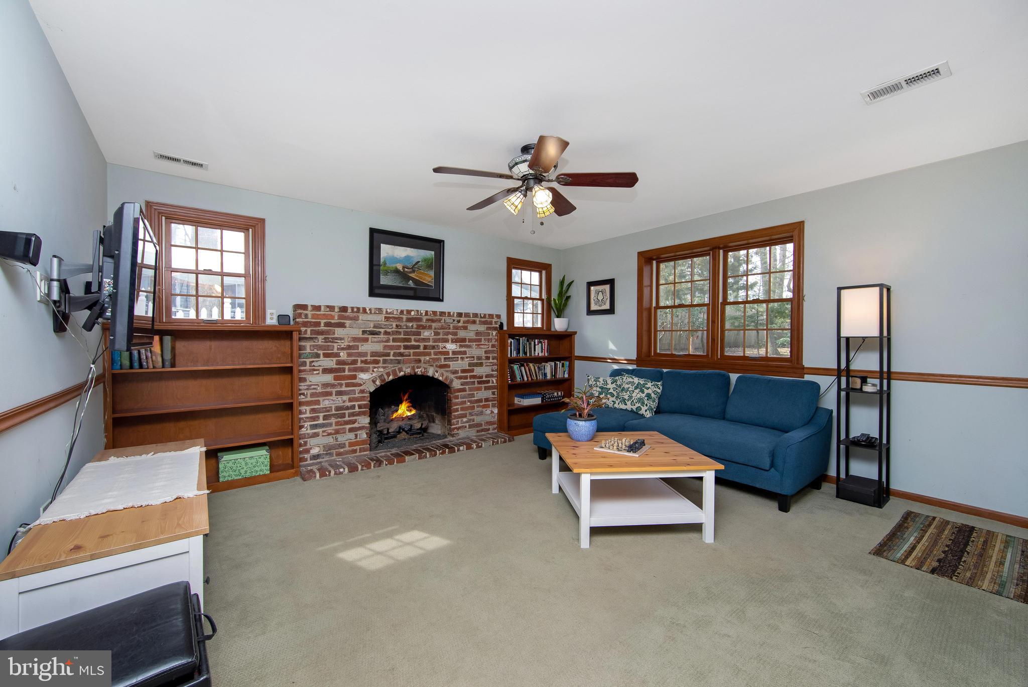 8 Mariner Drive Sewell, NJ 08080 - Photo 12 of 55