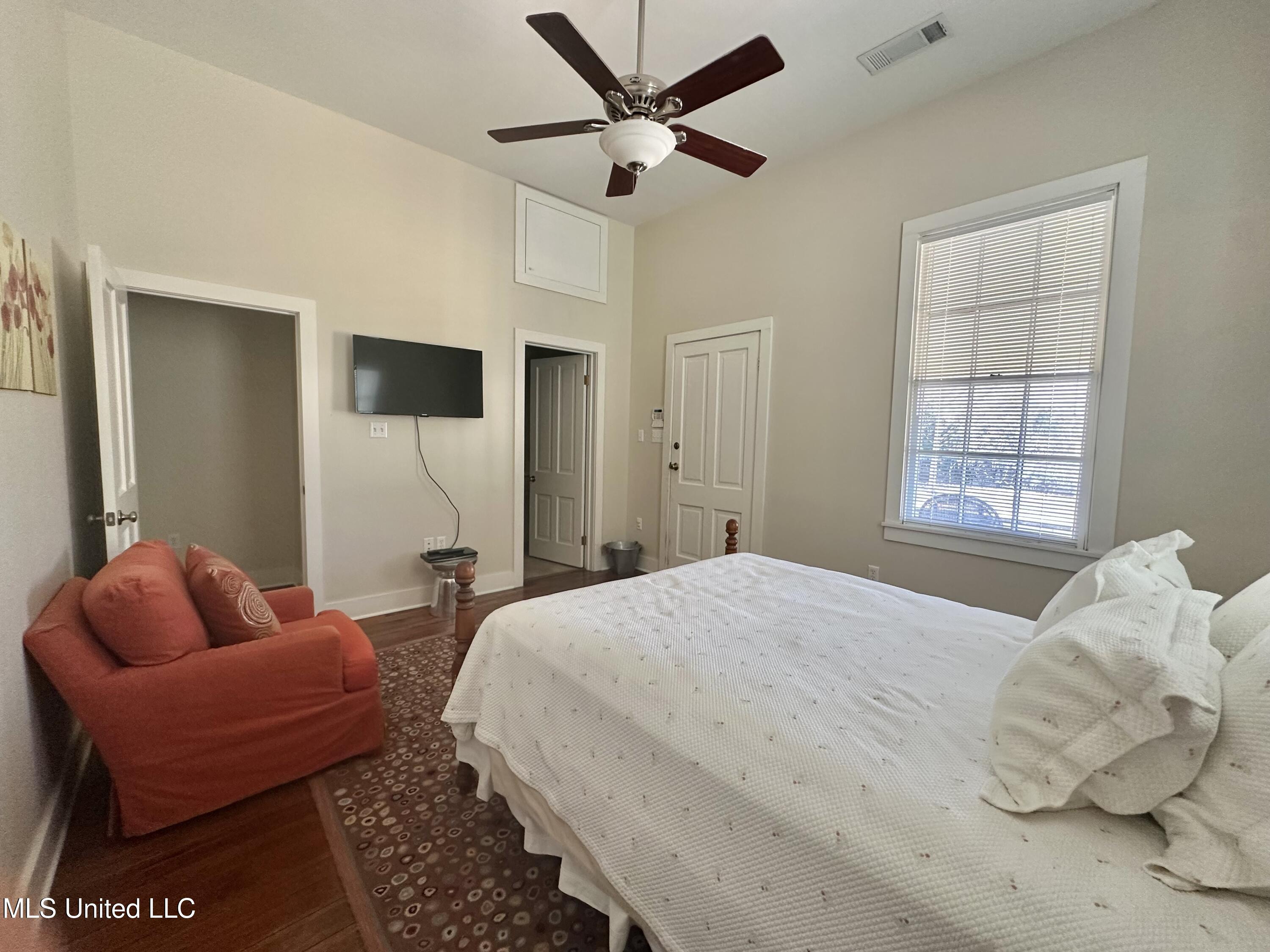 308 North Rankin Street Natchez, MS 39120 - Photo 22 of 32 IMG_3716