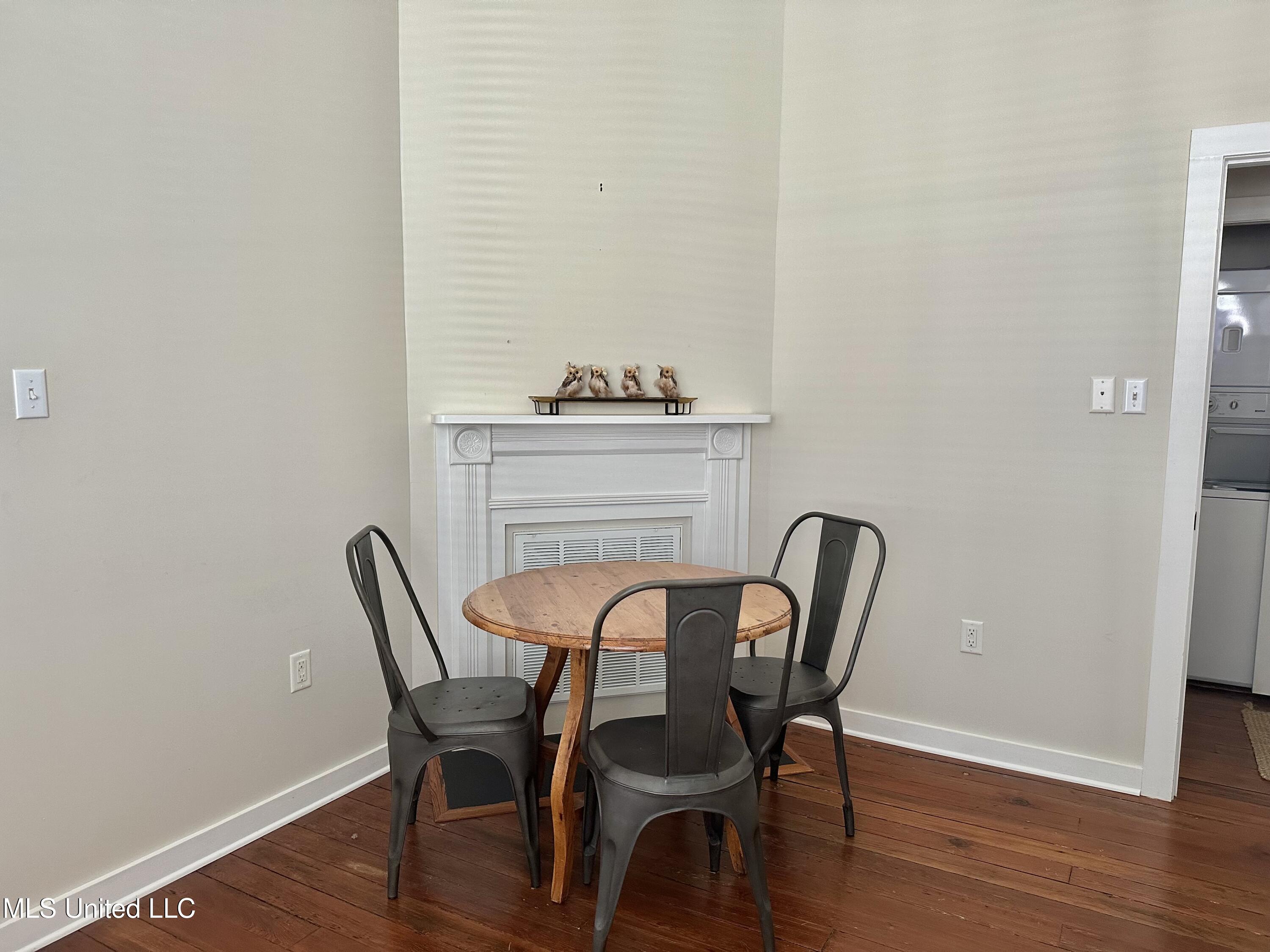 308 North Rankin Street Natchez, MS 39120 - Photo 10 of 32 IMG_3700