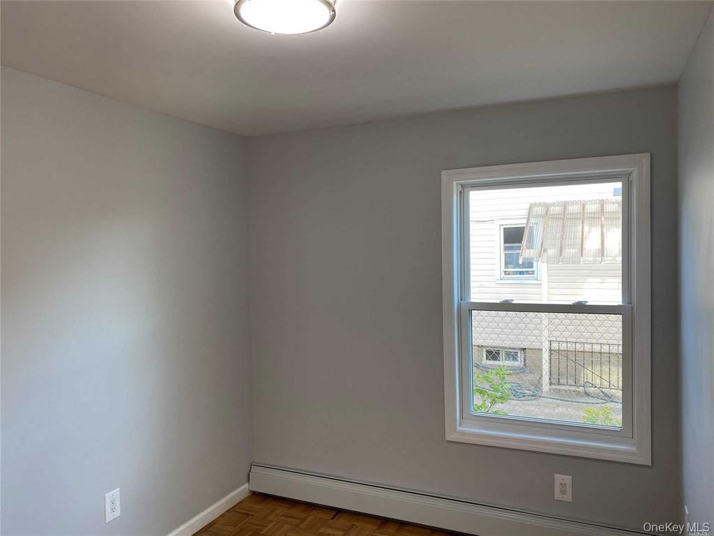158 Rhodes Avenue Hempstead, NY 11550 - Photo 2 of 6