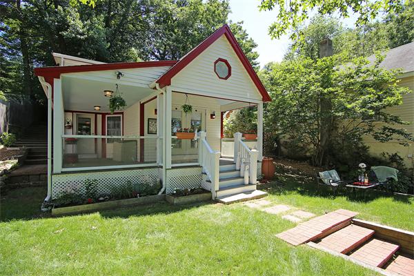 12 West Birch Road Norfolk, MA 02056 - Photo 2 of 20 Gallery Image 2