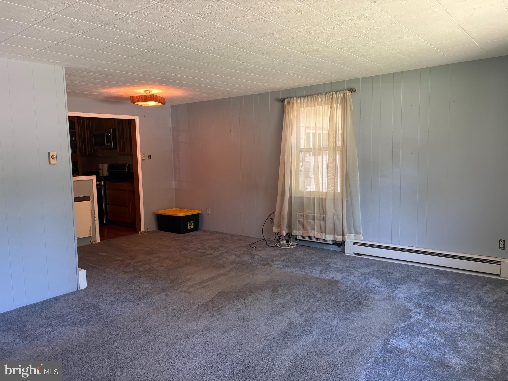 426 Norfolk Road Flourtown, PA 19031 - Photo 4 of 19
