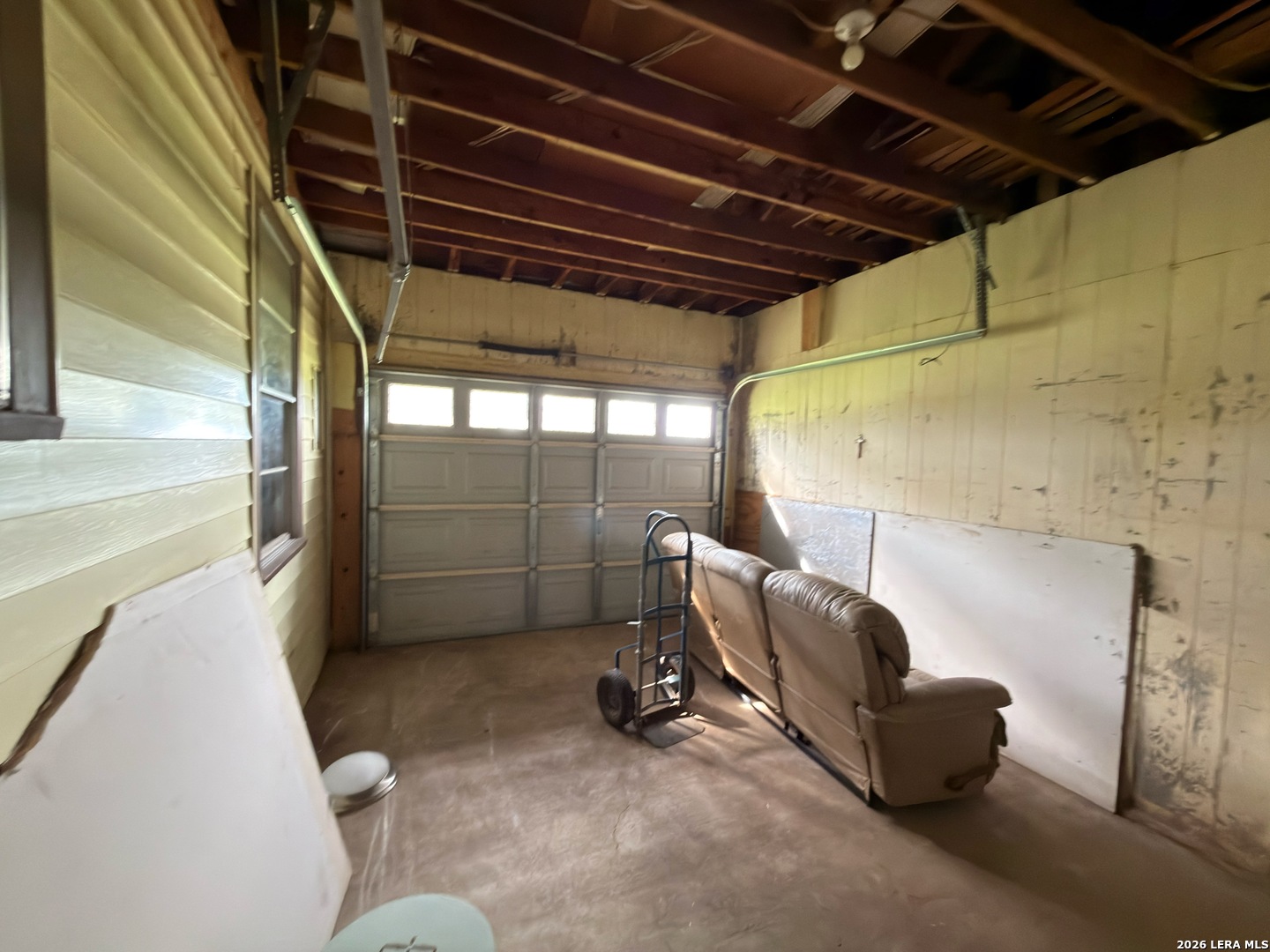 1920 Sutherland Springs Road Floresville, TX 78114 - Photo 18 of 18