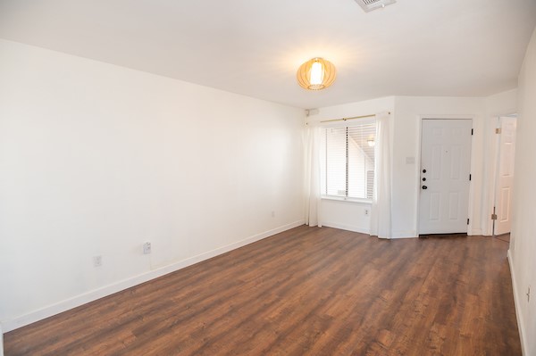 1740 Timber Ridge Road, Unit 128 Austin, TX 78741 - Photo 9 of 27