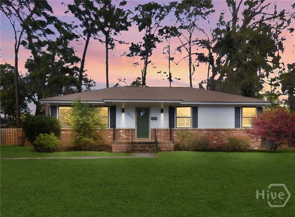 $300,000 | 2232 Daffin Drive, Savannah, GA 31404