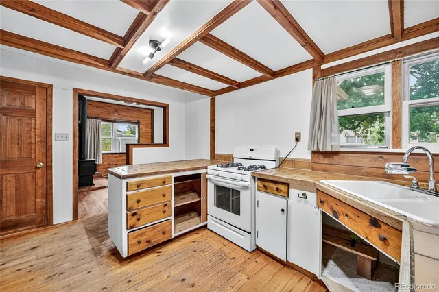 $2,925 | 5519 South Greenwood Street, Littleton, CO 80120