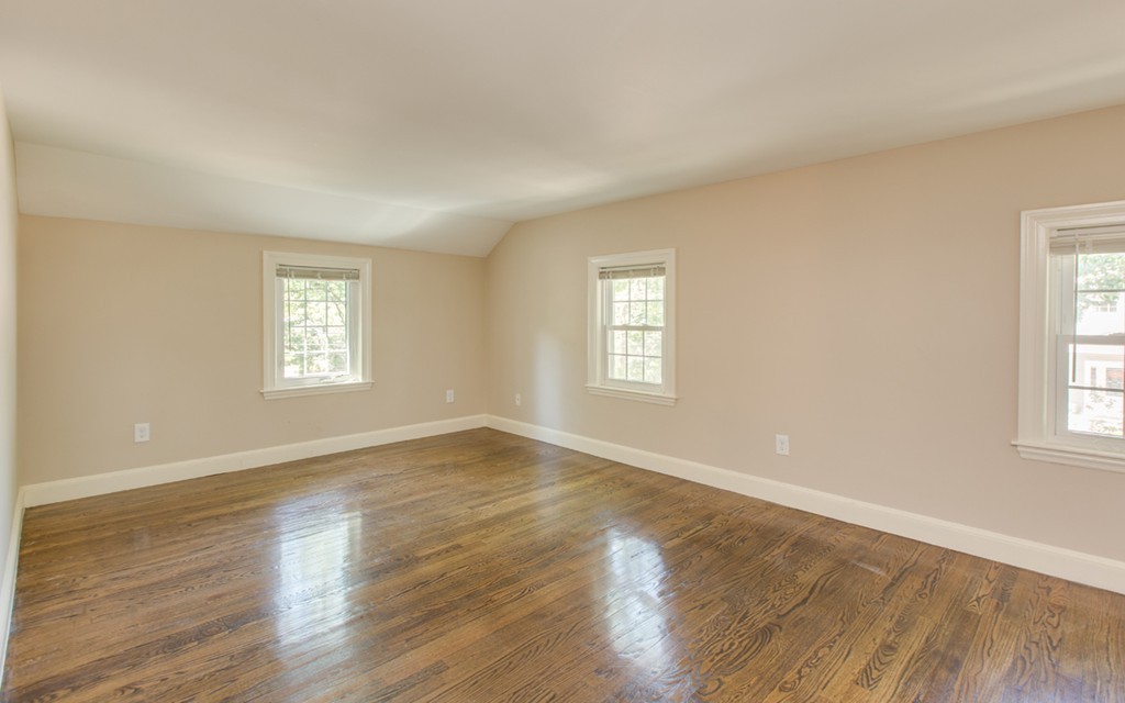 36 Deforest Road Newton, MA 02462 - Photo 13 of 23