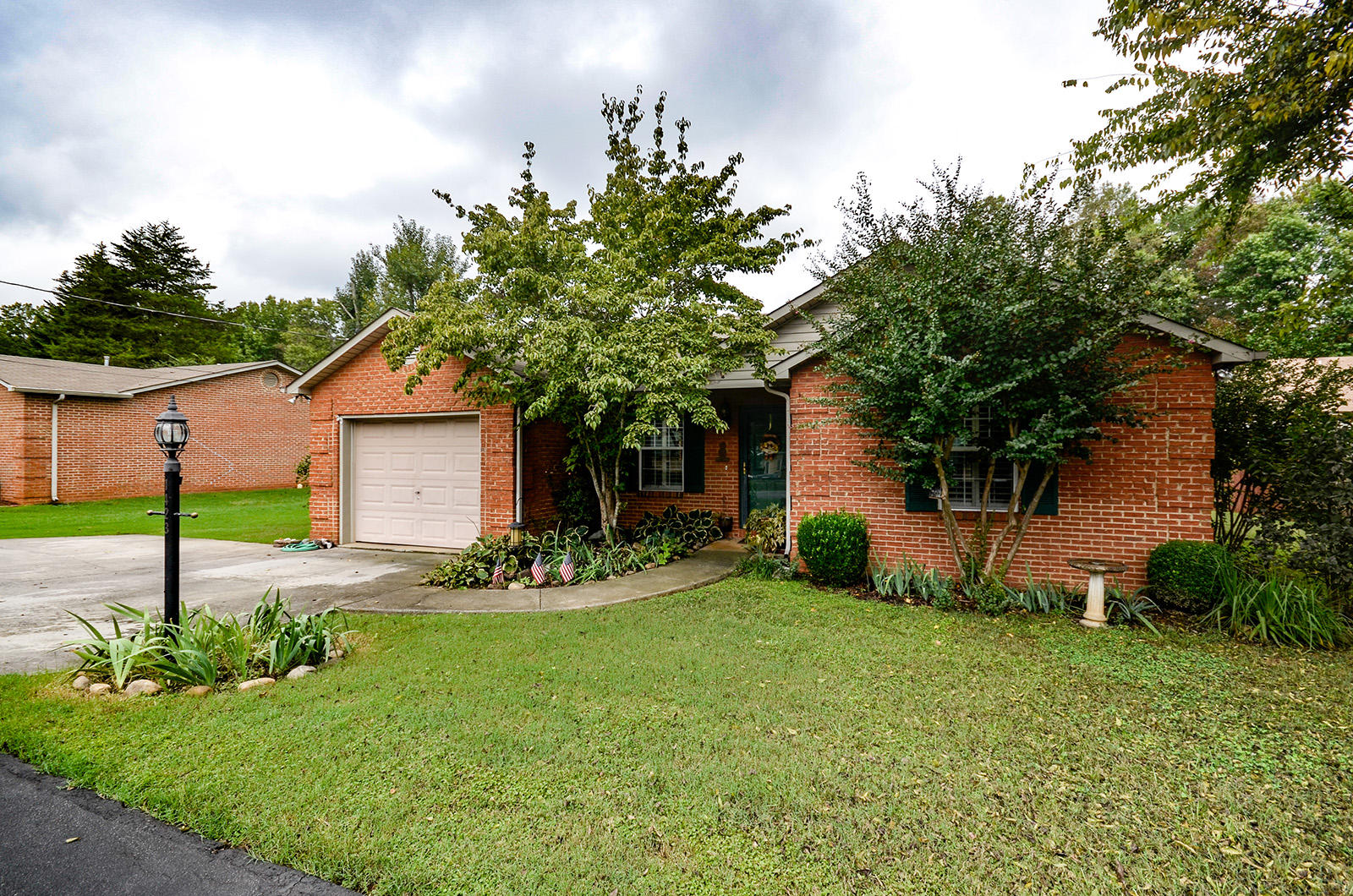 1423 Ebenezer Road Knoxville, TN 37922 - Photo 15 of 23 Front exterior