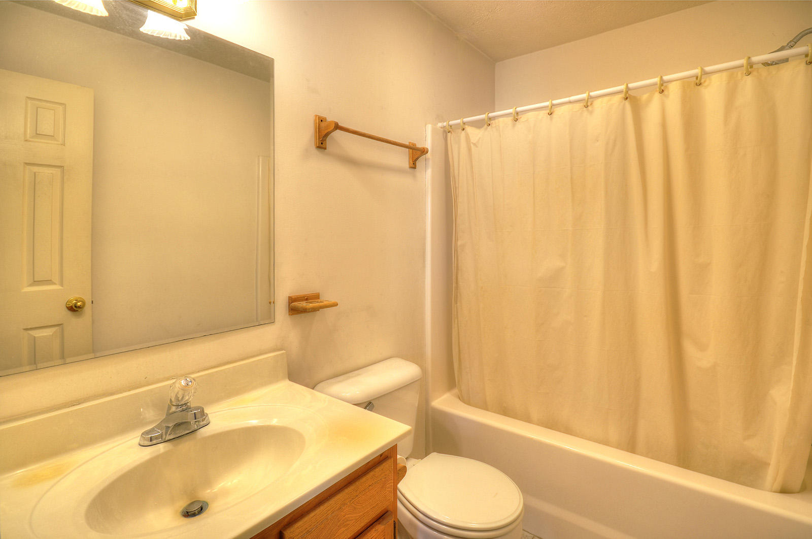 1423 Ebenezer Road Knoxville, TN 37922 - Photo 18 of 23 Master private bath