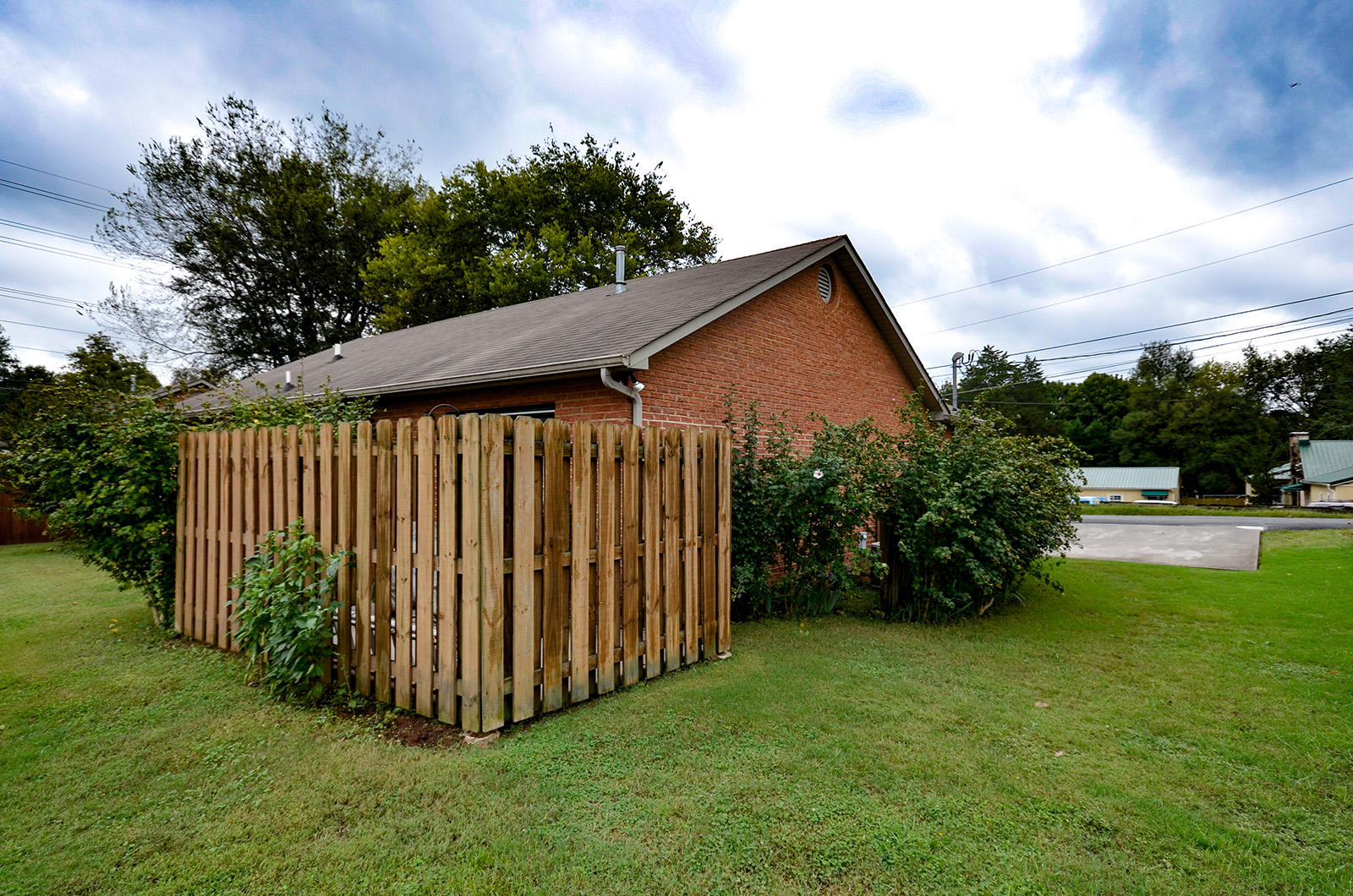 1423 Ebenezer Road Knoxville, TN 37922 - Photo 21 of 23 Private patio