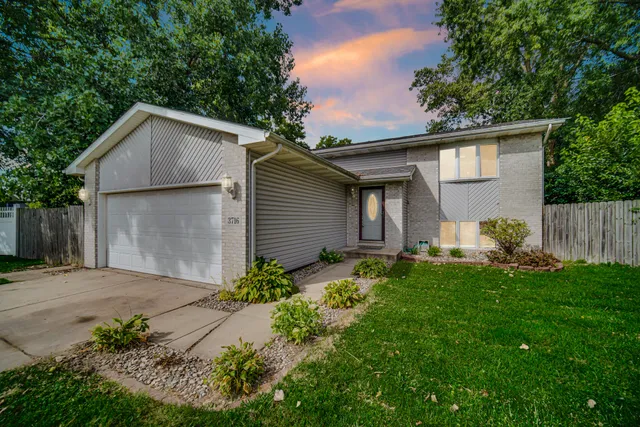 $299,900 | 3716 Walsh Street, Portage, IN 46368