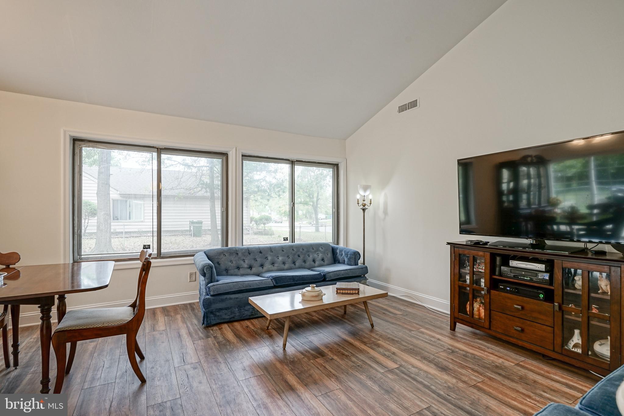 28 Merion Road Marlton, NJ 08053 - Photo 6 of 41 Gallery Image 6