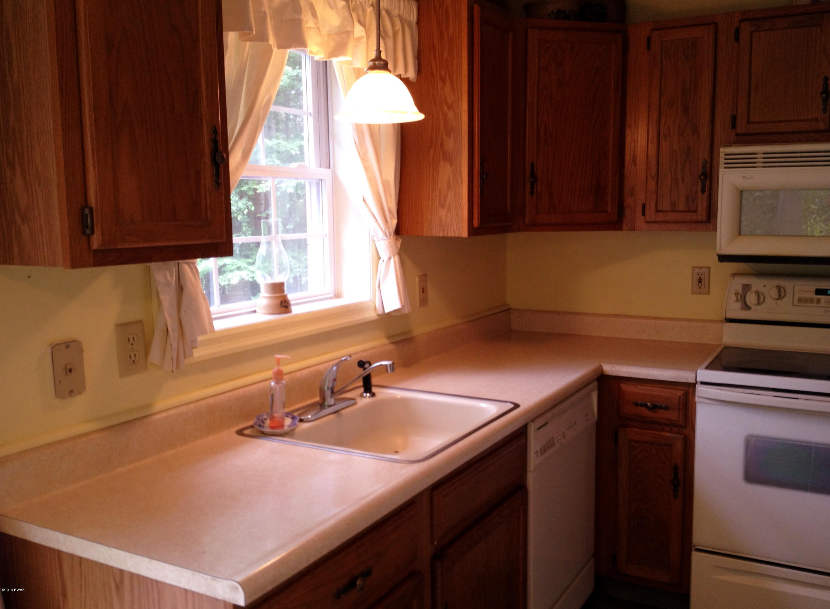 130 Hickory Road Dingmans Ferry, PA 18328 - Photo 12 of 27 Gallery Image 12