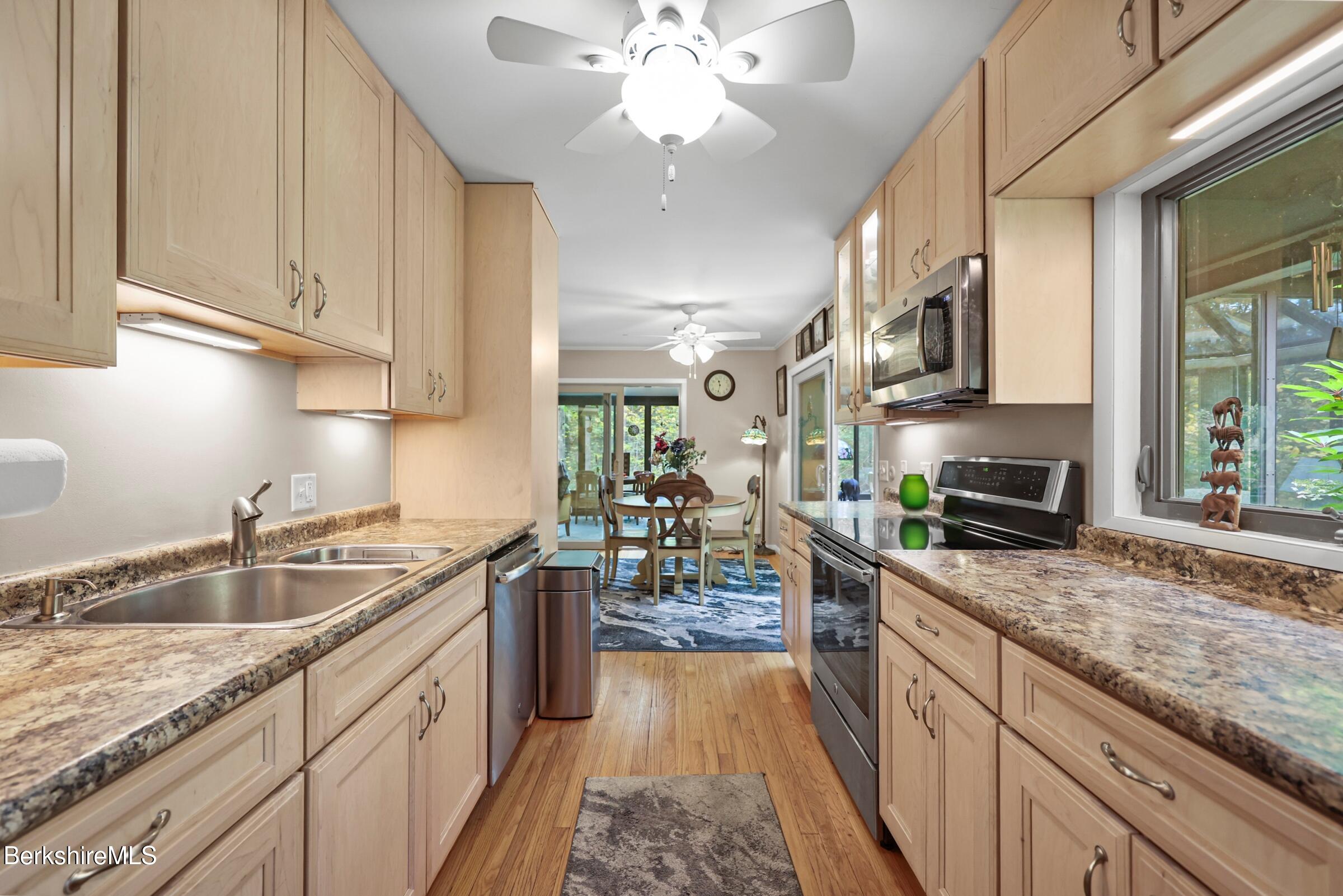1178 Bancroft Road Becket, MA 01223 - Photo 13 of 40 Kitchen