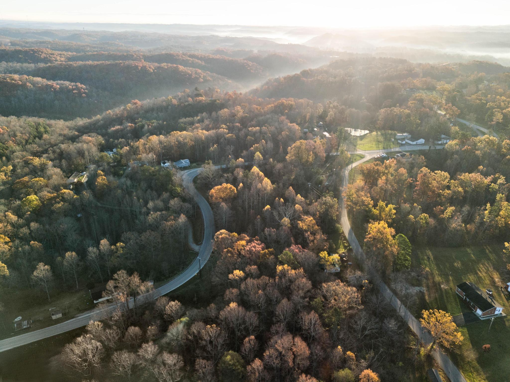 41 Belle Point Road Beattyville, KY 41311 - Photo 15 of 29 DJI_20241105204517_0006_D_-2_-3