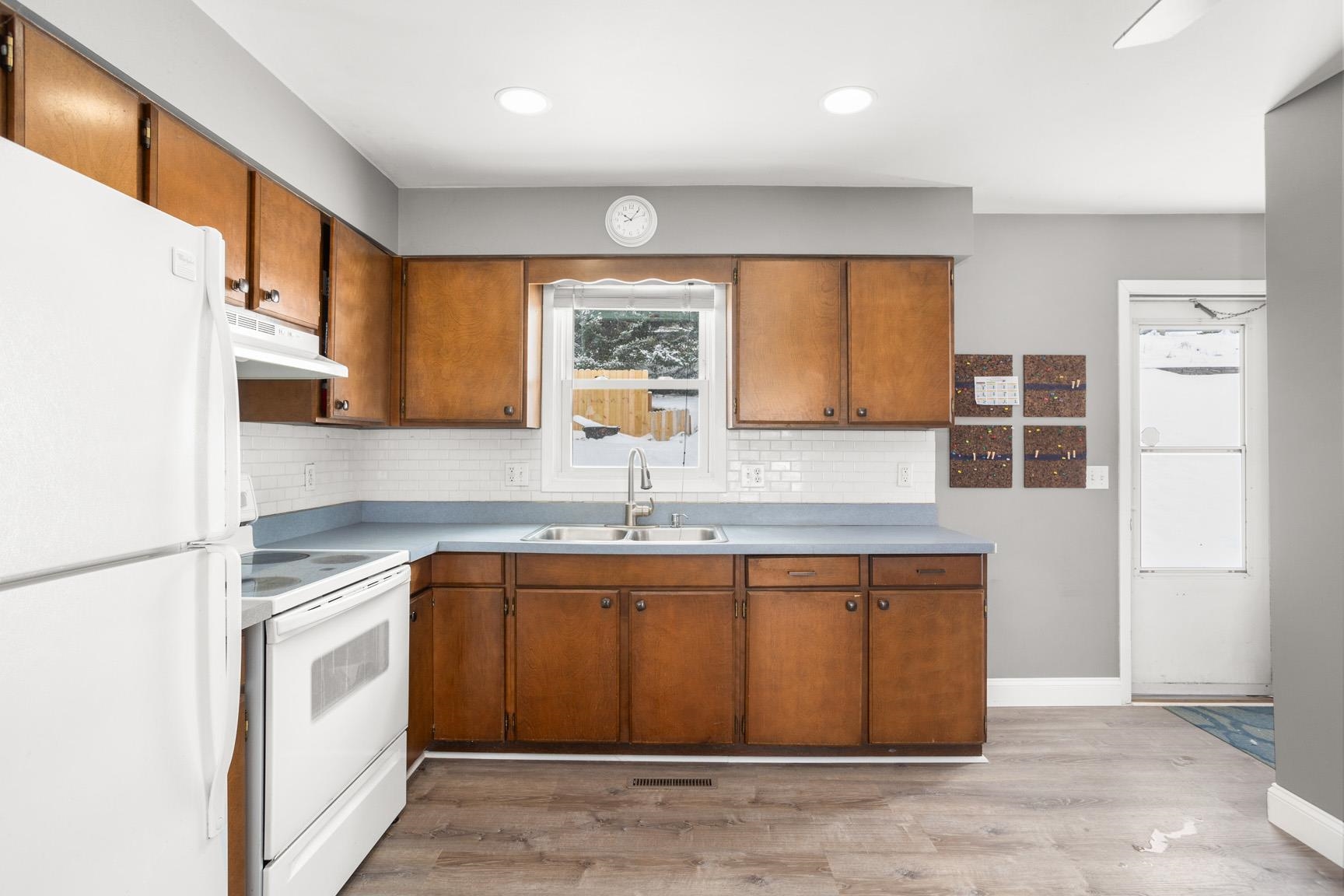 120 Highland Avenue Iron Ridge, WI 53035 - Photo 14 of 36