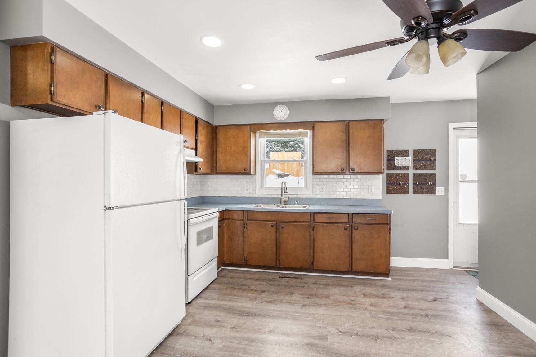 120 Highland Avenue Iron Ridge, WI 53035 - Photo 15 of 36