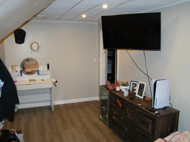 $3,000 | 13 Back River Road, Bedford, NH 03110