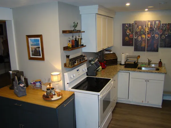 $3,000 | 13 Back River Road, Bedford, NH 03110