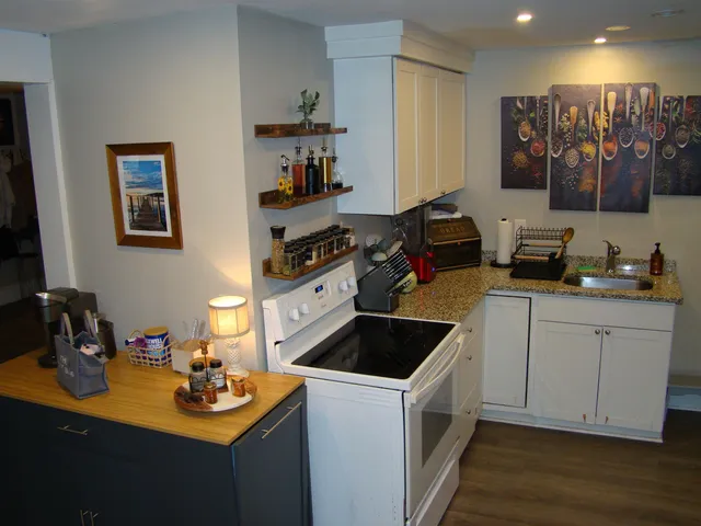 $3,000 | 13 Back River Road, Bedford, NH 03110