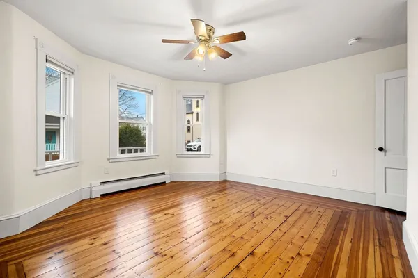 $799,000 | 5 Lafayette Road, Ipswich, MA 01938