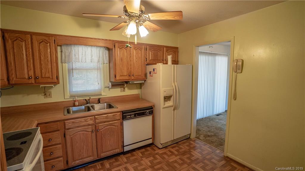 340 Warren Wilson Road Swannanoa, NC 28778 - Photo 11 of 34 Gallery Image 11