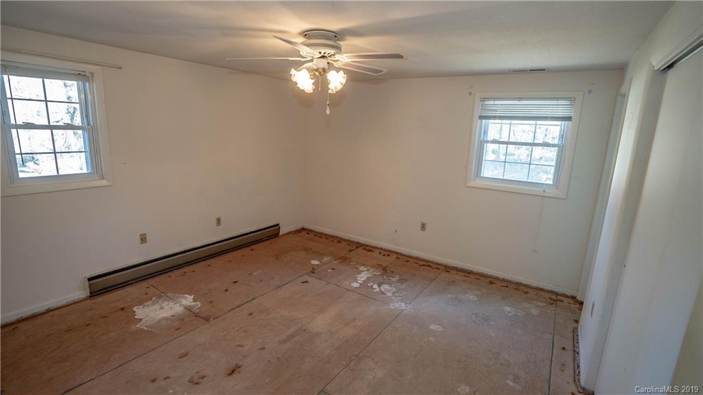 340 Warren Wilson Road Swannanoa, NC 28778 - Photo 17 of 34 Gallery Image 17