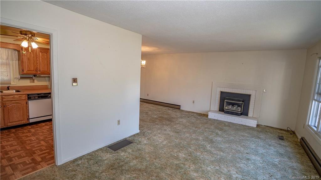 340 Warren Wilson Road Swannanoa, NC 28778 - Photo 7 of 34 Gallery Image 7