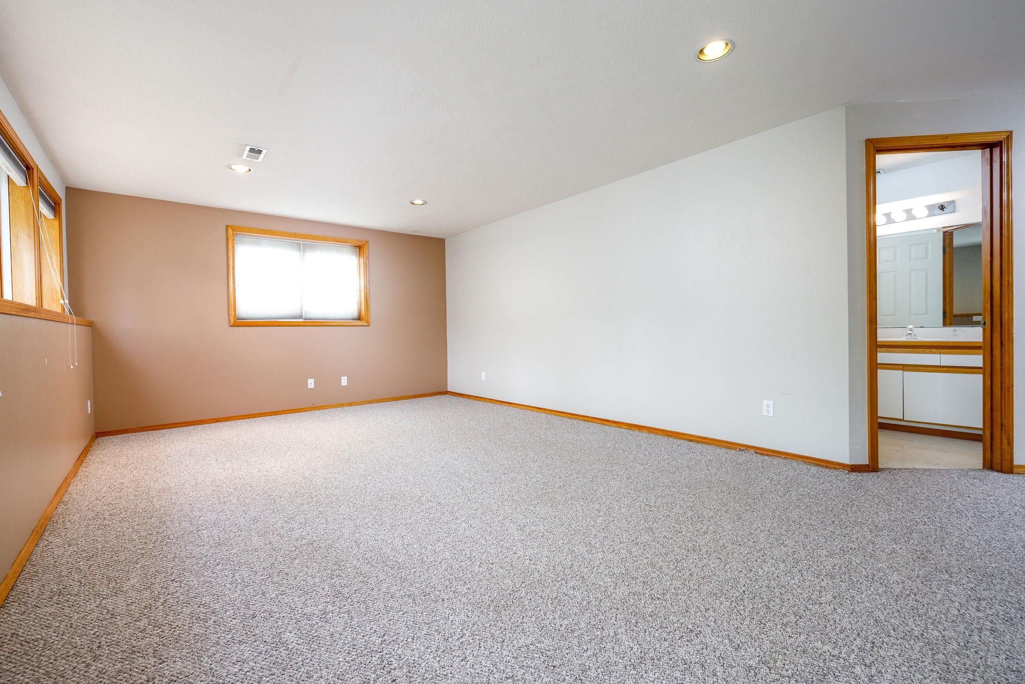 15512 North McKinnon Road Mead, WA 99021 - Photo 24 of 48