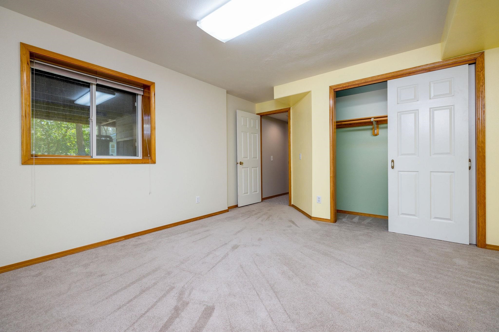 15512 North McKinnon Road Mead, WA 99021 - Photo 29 of 48