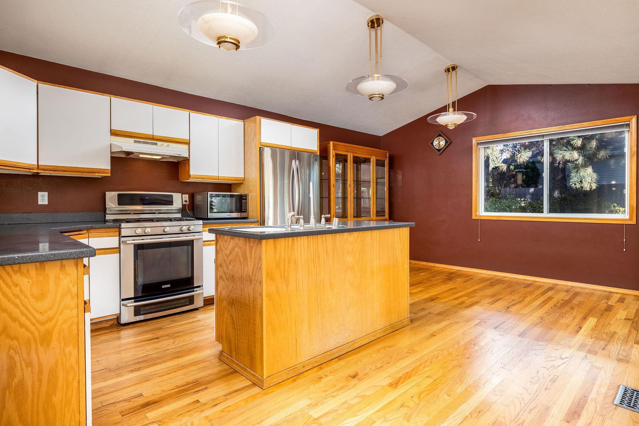 15512 North McKinnon Road Mead, WA 99021 - Photo 6 of 48