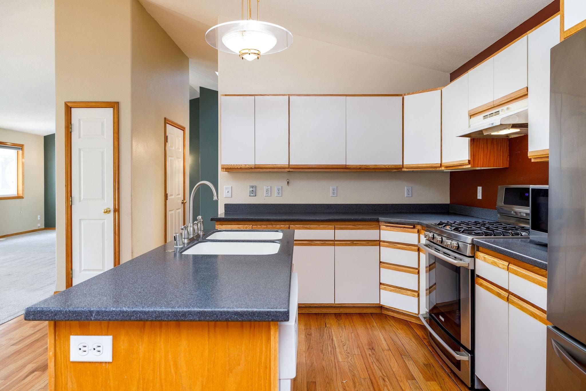 15512 North McKinnon Road Mead, WA 99021 - Photo 8 of 48