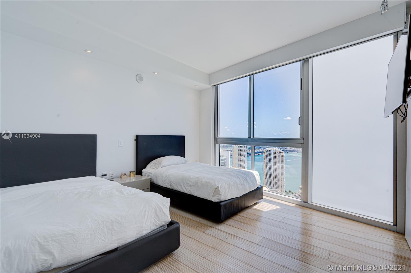 495 Brickell Avenue, Unit 4801 Miami, FL 33131 - Photo 28 of 60