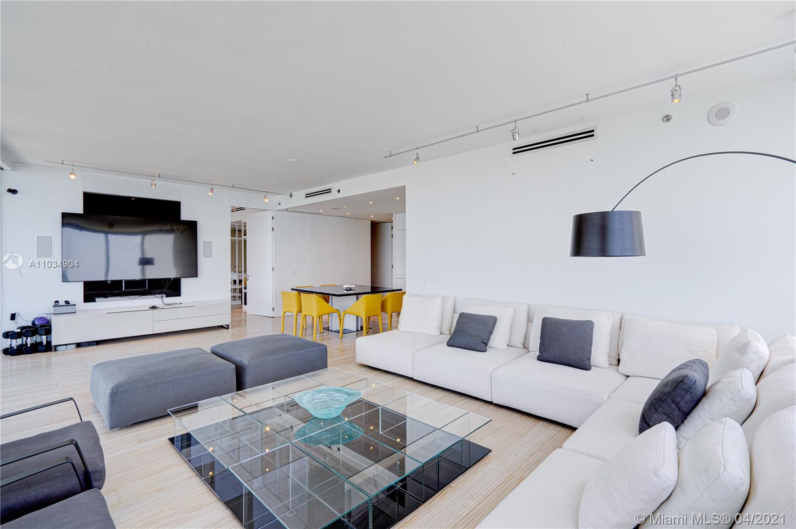 495 Brickell Avenue, Unit 4801 Miami, FL 33131 - Photo 8 of 60