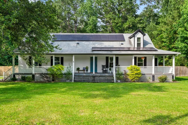 $420,000 | 162 Whippoorwill Drive, Summerville, SC 29483