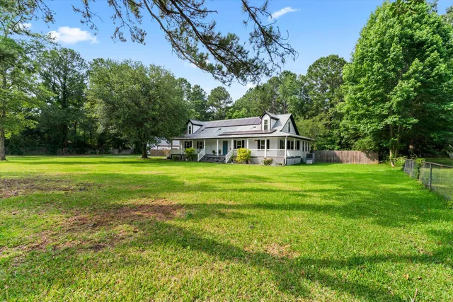 $420,000 | 162 Whippoorwill Drive, Summerville, SC 29483