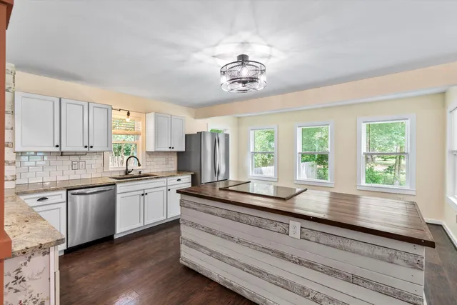 $420,000 | 162 Whippoorwill Drive, Summerville, SC 29483