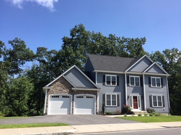 139 Berwick Road Attleboro, MA 02703 - Photo 20 of 23 Gallery Image 20