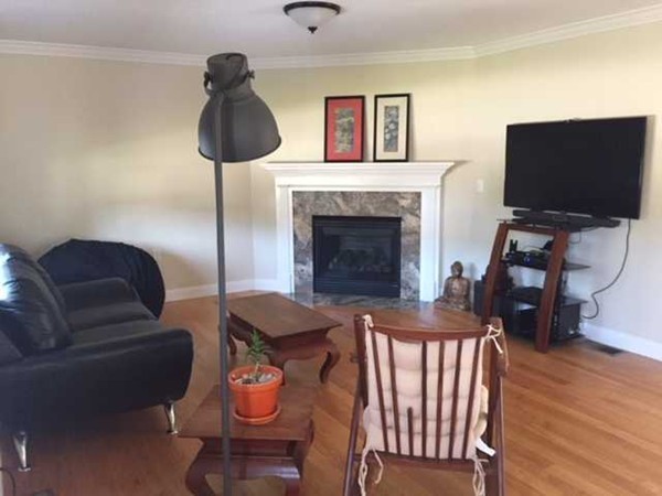 139 Berwick Road Attleboro, MA 02703 - Photo 5 of 23 Gallery Image 5