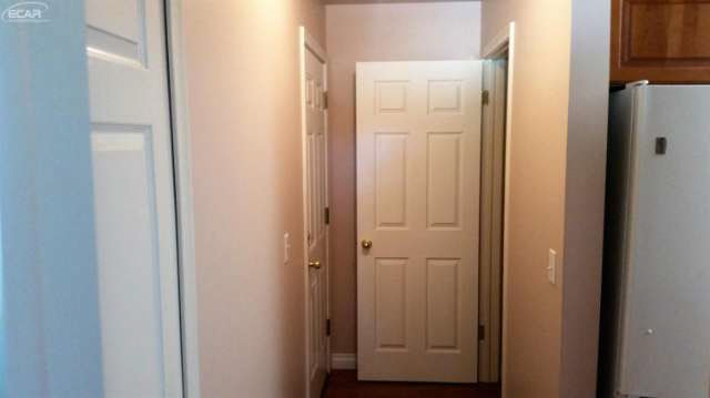 6031 North McKinley Road Flushing, MI 48433 - Photo 10 of 28 21212781-10.JPG