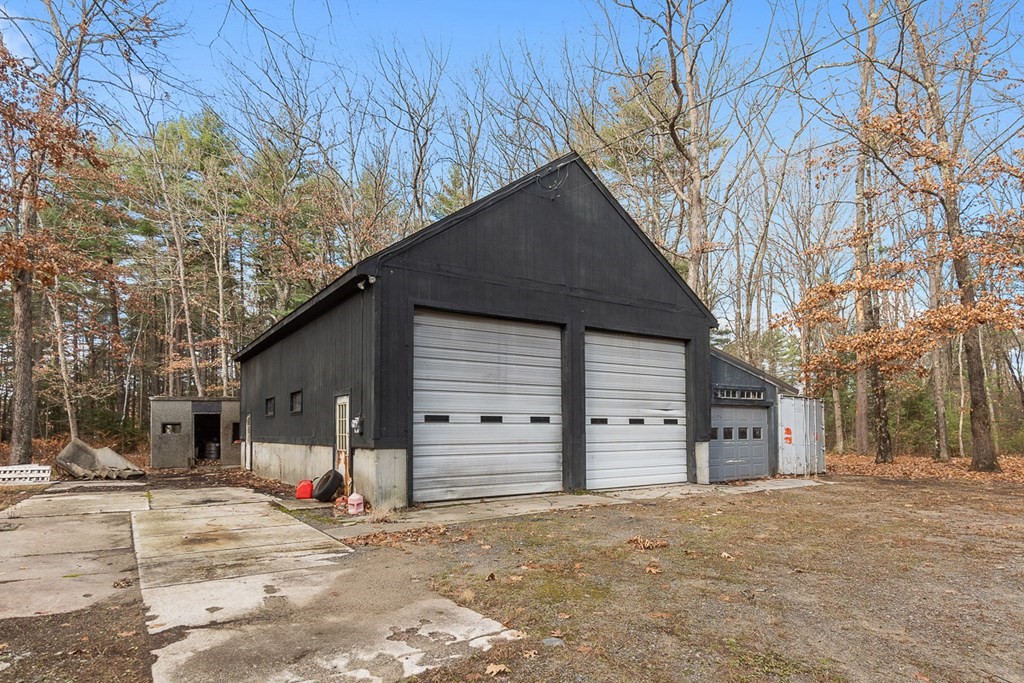 124 Nod Road Groton, MA 01450 - Photo 3 of 30 Gallery Image 3