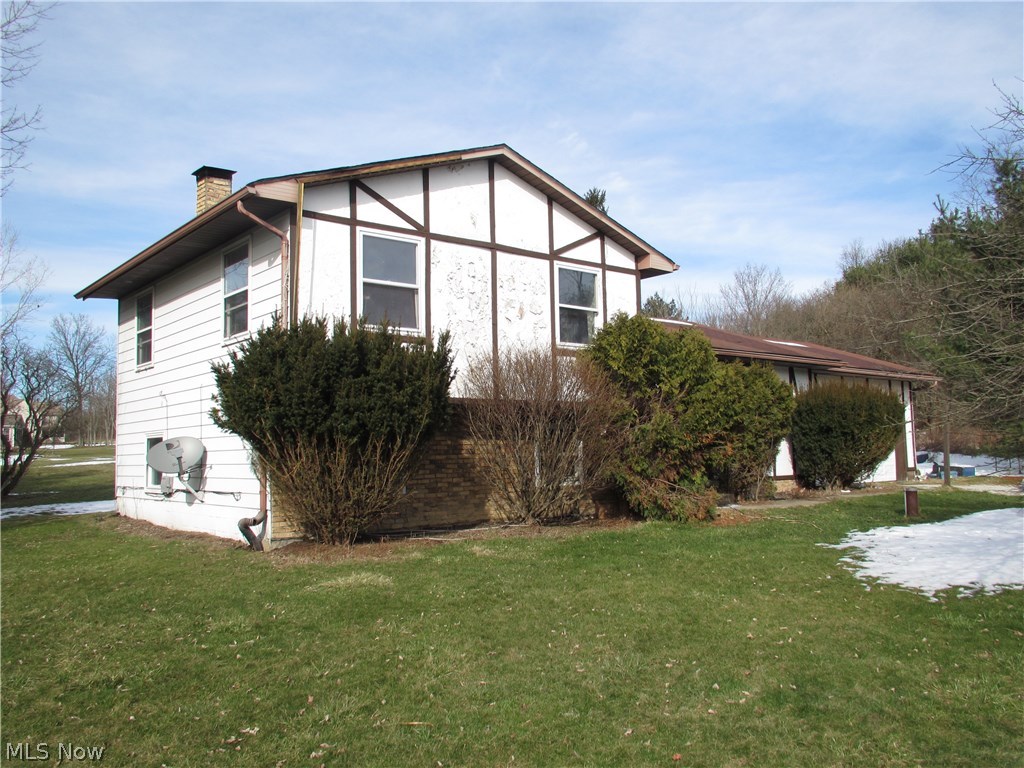 2015 Ridgewood Road Medina, OH 44256 - Photo 1 of 26 Gallery Image 1
