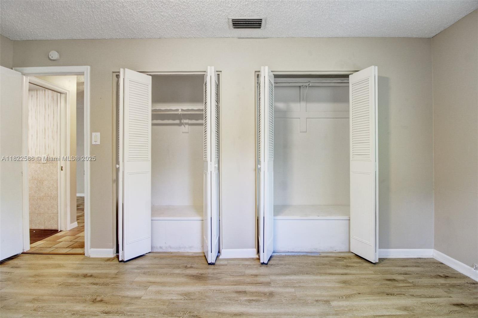 1531 Southwest 67th Terrace Plantation, FL 33317 - Photo 18 of 33