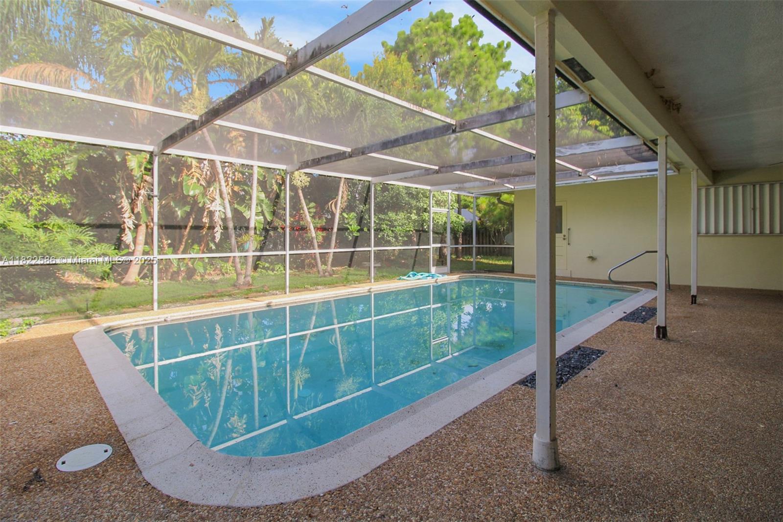 1531 Southwest 67th Terrace Plantation, FL 33317 - Photo 20 of 33